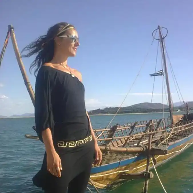 Θεανώ Διακόσια